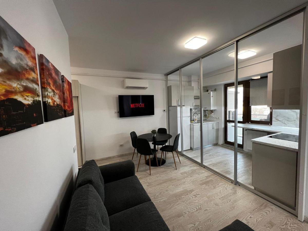 Cozy - Center Apartment