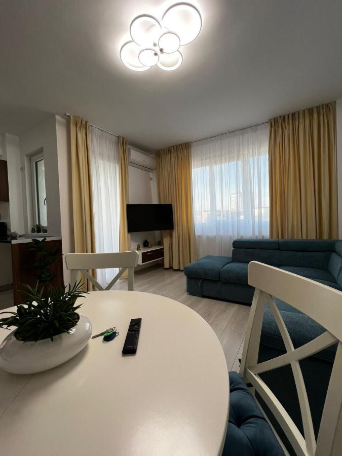 Cozy - Center *